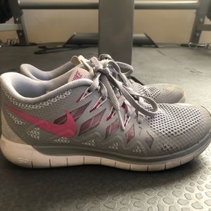 Nike Free 5.0 Grey & Pink - SOLD